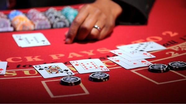 Chơi Baccarat An Toàn và Luôn Thắng tại HI88