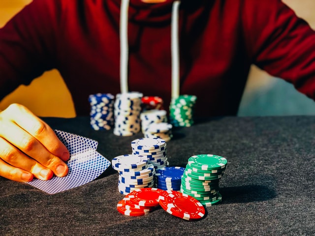 Kinh Nghiệm Chơi Poker Từ Cao Thủ HI88